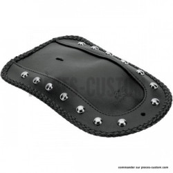 Plastron-clouté-Mustang-pour-Sportster-ref-14050024