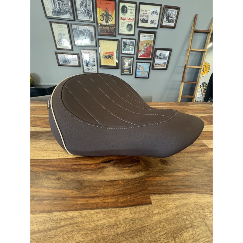 Selle-custom-marron-Royal-Enfield-pour-GOAN-CLASSIC-350-ref-KXA00187