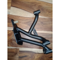 Support-de-repose-pied-gauche-pour-Super-Météor-650-ref-RAE00406B