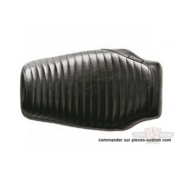Selle-solo-Le-Pera-Bare-Bones-pleated