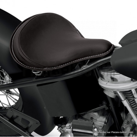 Selle-Solo-large-Cuir-noir-et-coutures-blanches