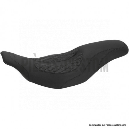 Selle-Tripper-Fast-Back-Style-par-Dave-Perewitz-design-par-Mustang