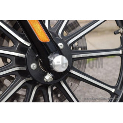 Cache axe de roue Av. Raw XL 08-17