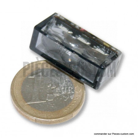 Feu-arrière-Cube-à-LED-Lentille-fumée