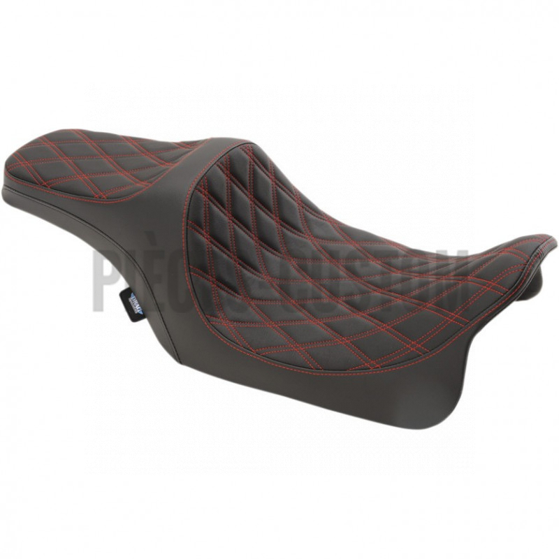 Selle-Predator-III-modèle-double-diamond-fils-rouge